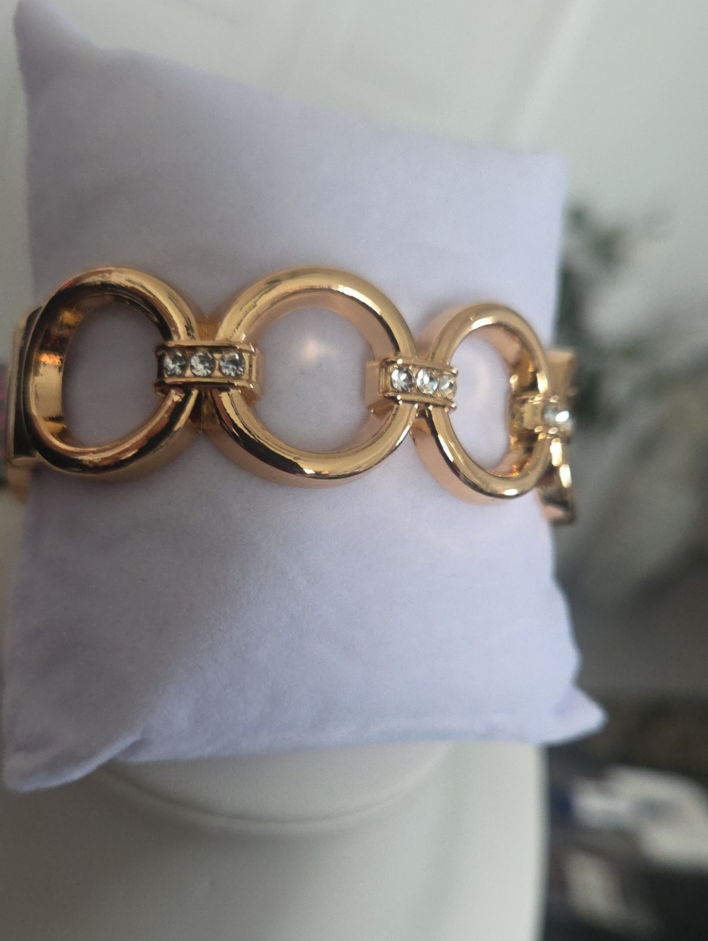 Paparazzi Chic Collection Gold Bracelet NWT